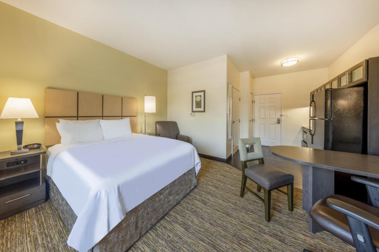 Candlewood Suites Springfield South By Ihg Exterior photo