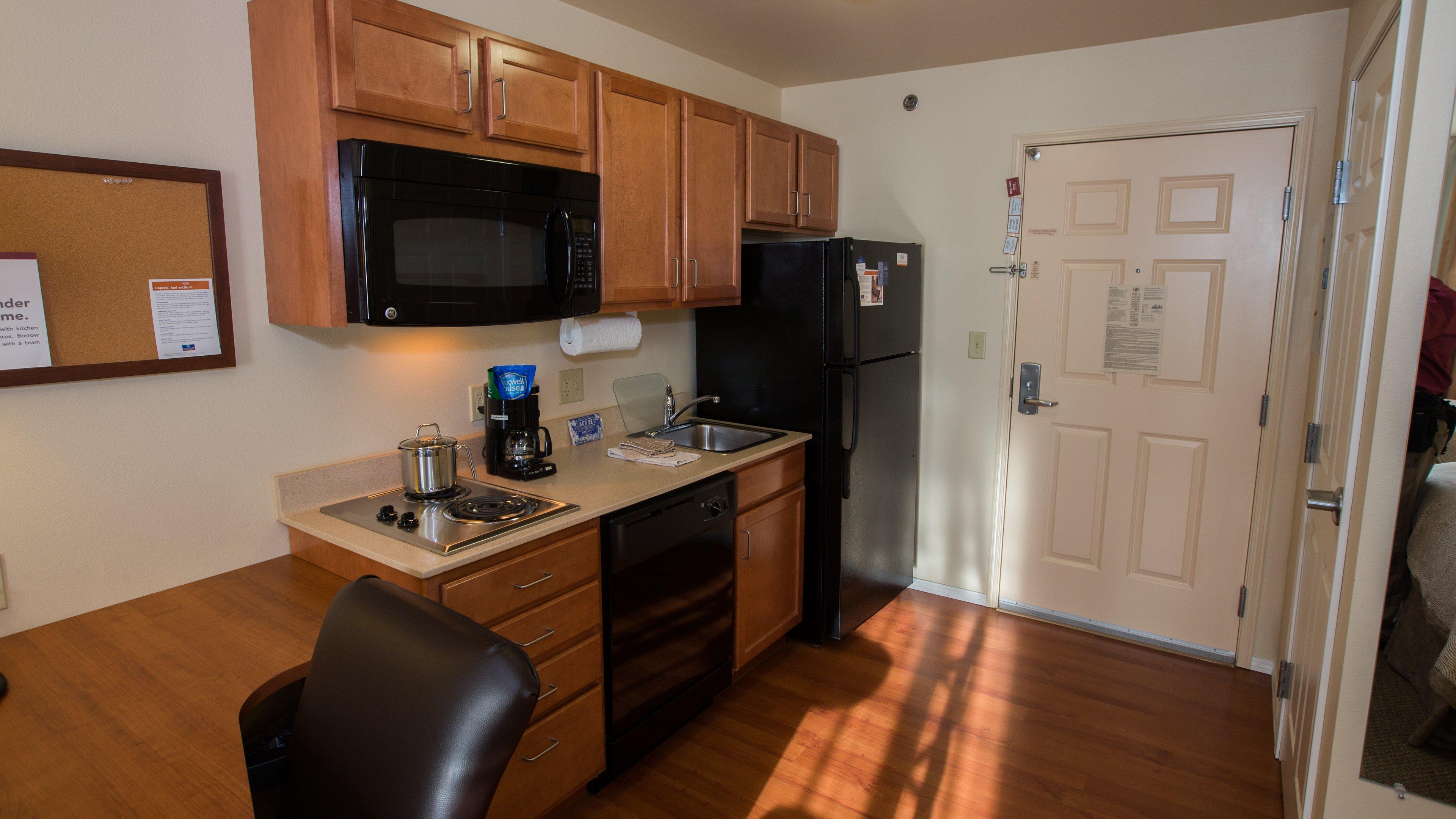 Candlewood Suites Springfield South By Ihg Exterior photo